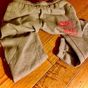 NIKE SB SWEATPANTS MENS SIZE MED